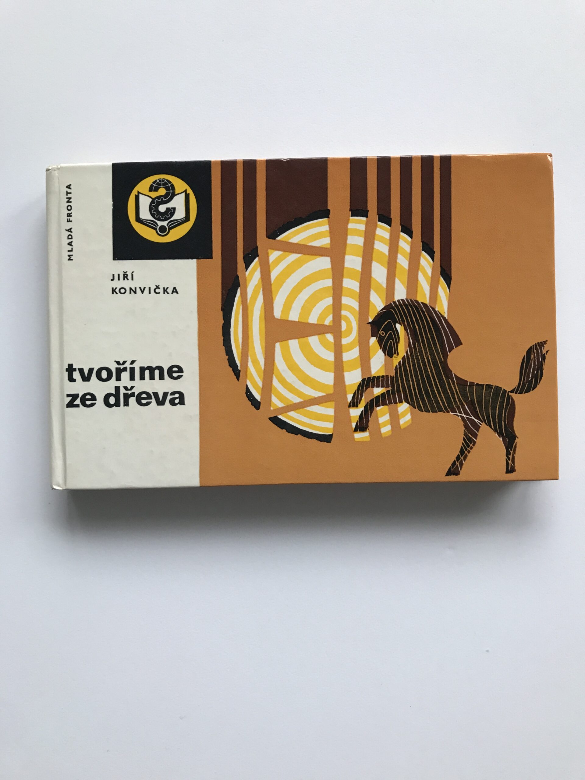 Tvoříme ze dřeva, Jiří Konvička