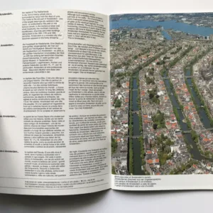 Amsterdam (Souvenir Illustrated Guide)