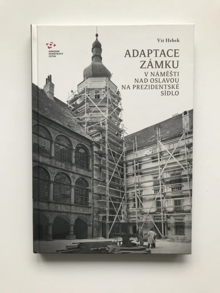 Adaptace zámku v Náměšti nad Oslavou na prezidentské sídlo, Vít Hrbek