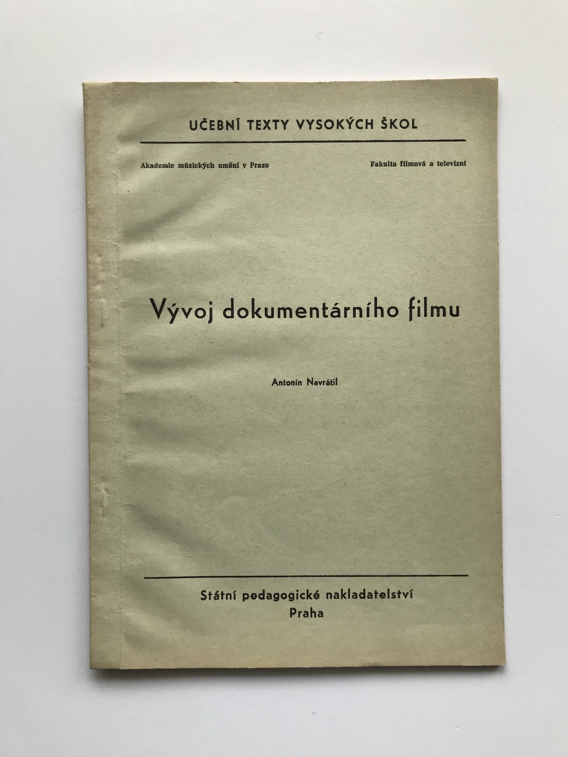 Vývoj dokumentárního filmu, Antonín Navrátil