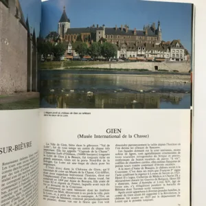 Les Châteaux de la Loire, Simone d'Huart, kolektiv autorů