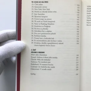 Tenisový génius Roger Federer a jeho příběh, René Stauffer