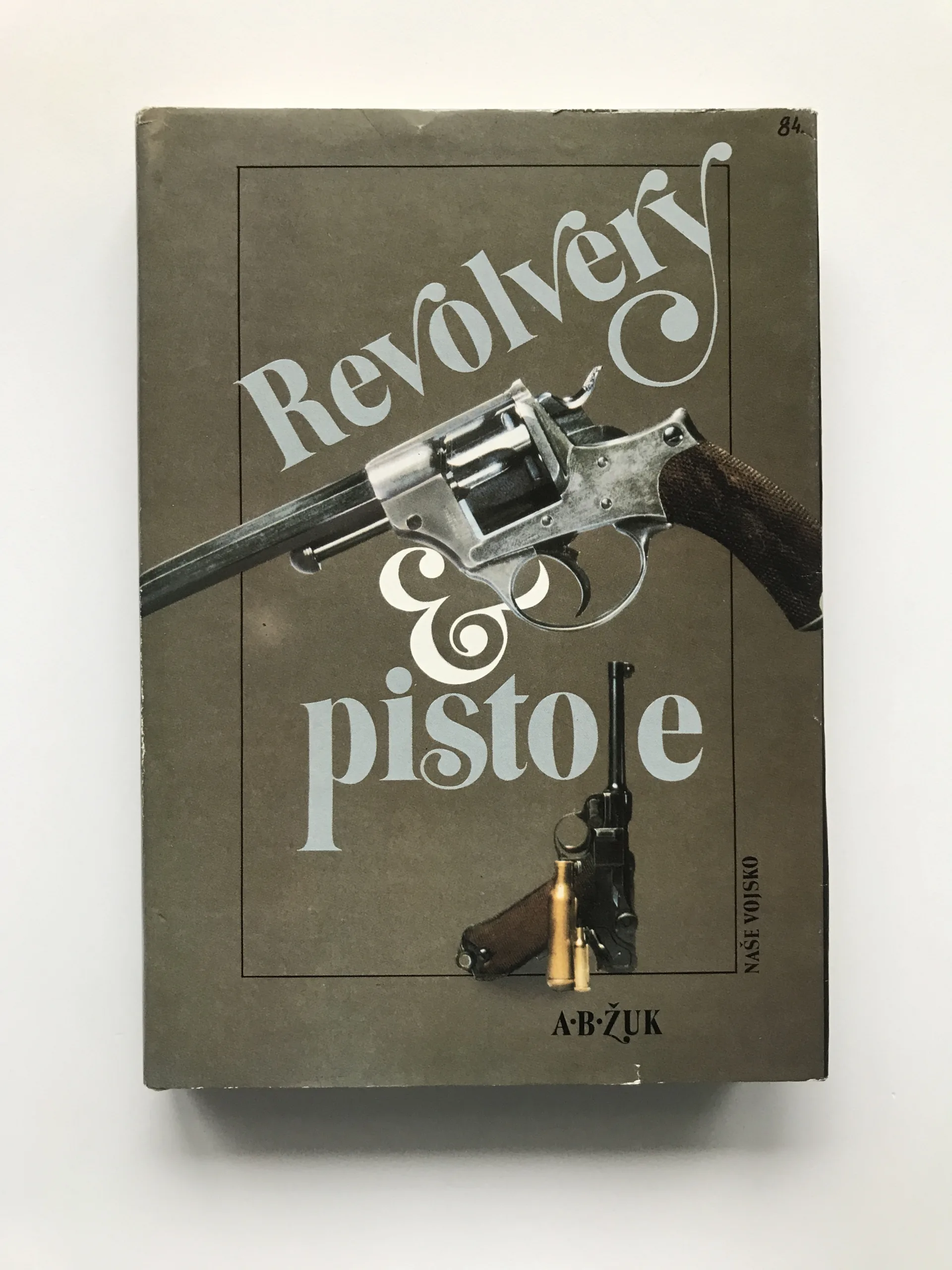 Revolvery a pistole, Alexandr Borisovič Žuk