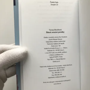 Šíleně smutné povídky, Tereza Boučková
