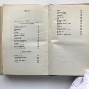 Vřava / Polní tráva, Lu Sün