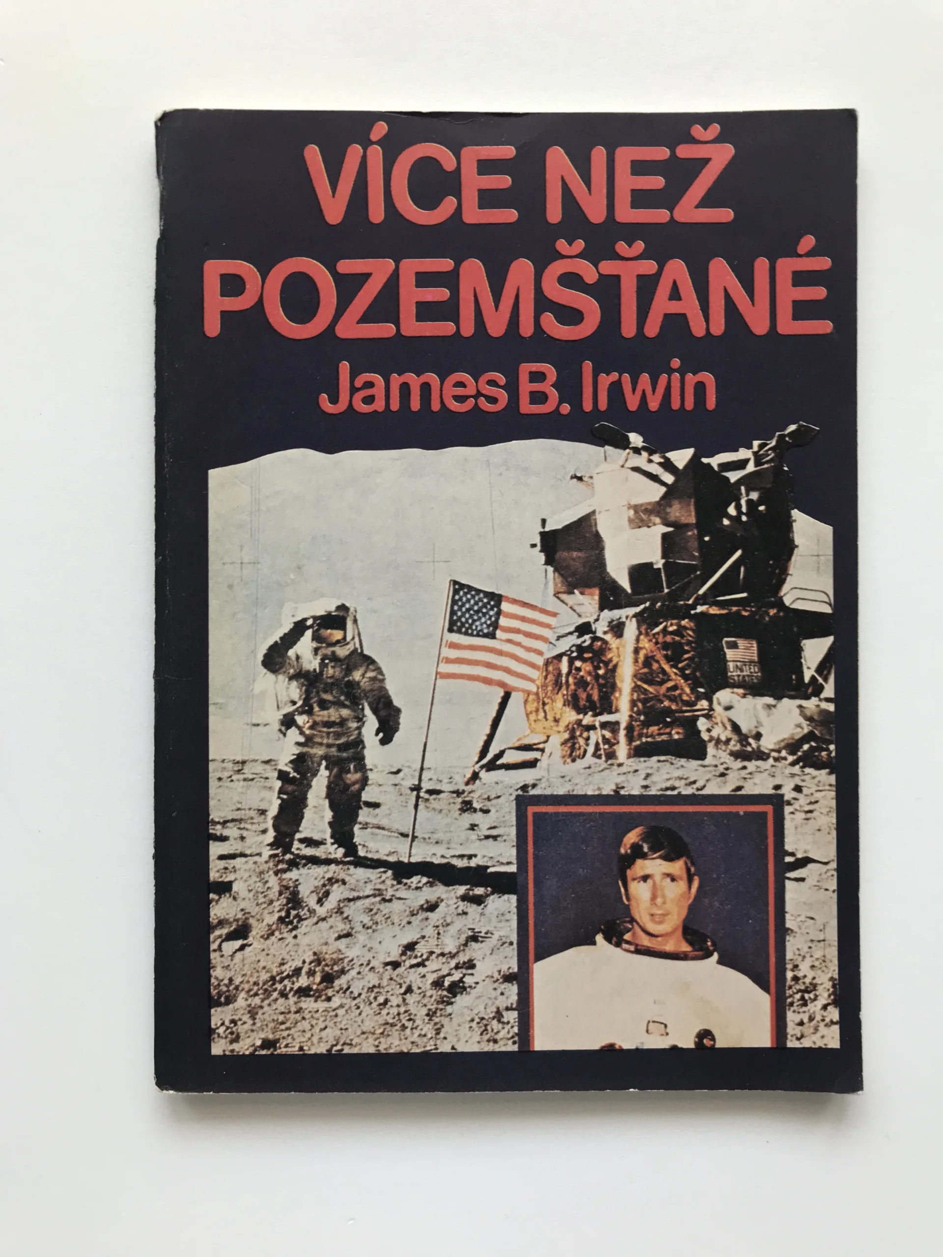 Více než pozemšťané, James B. Irwin