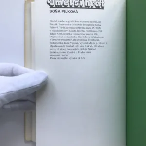 Umět si hrát (Náměty pro estetickou výchovu jisker a mladších pionýrů), Soňa Pilková