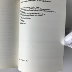 Premiérka Jejího Veličenstva (Margaret Thatcherová), Lenka Rovná