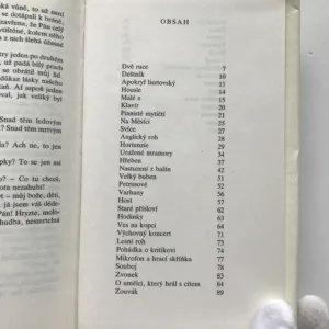 Neveselé žalozpěvy, Ilja Hurník