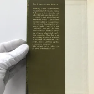 Nevěsta bílého lva, Tina St. John