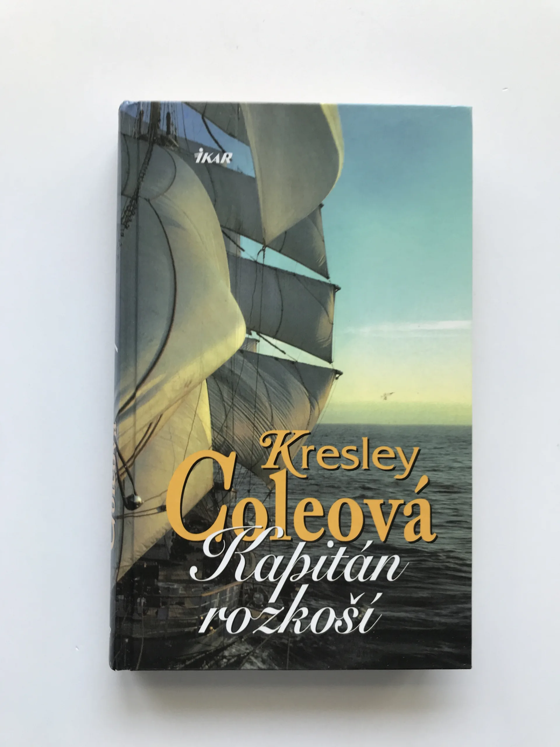 Kapitán rozkoší, Kresley Coleová