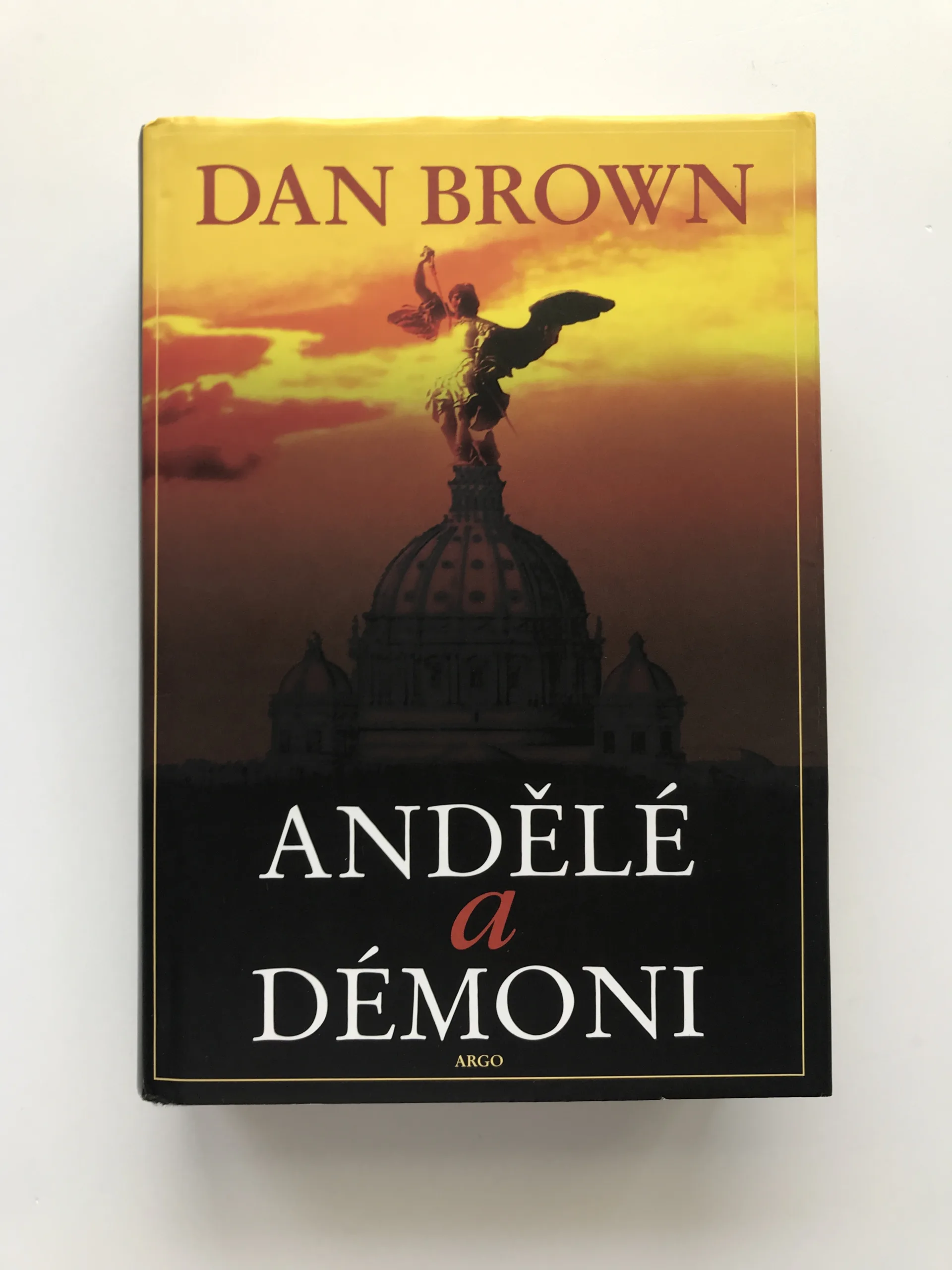 Andělé a démoni, Dan Brown