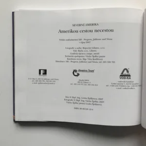 Amerikou cestou necestou (podpis autorky), Lenka Špillarová, Václav Špillar