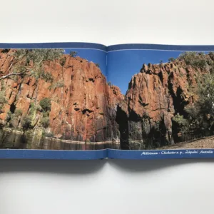 Austrálie. Ve stínu baobabů (podpisy autorů), Lenka Špillarová, Václav Špillar