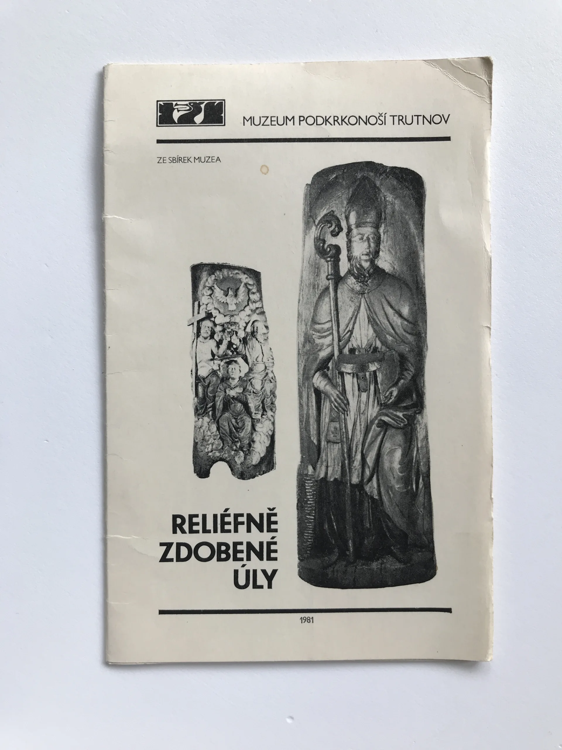 Reliéfně zdobené úly, Libuše Šolcová, Miloš Vojíř