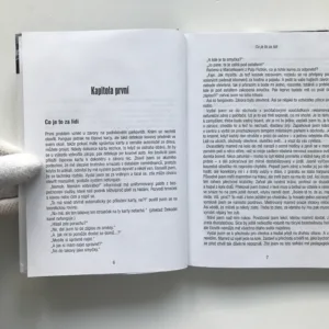 Zmrdi, vohnouti a my, D-Fens