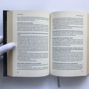 Atlas mraků, David Mitchell