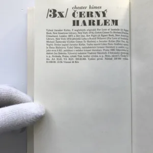 Třikrát černý Harlem, Chester Himes