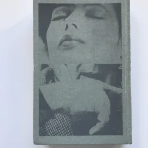 Třikrát černá stopa, Cornell Woolrich