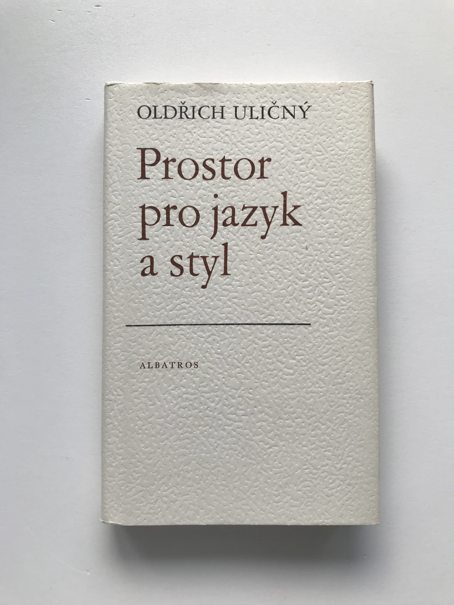 Prostor pro jazyk a styl (Lingvostylistické analýzy současné české prózy pro děti a mládež), Oldřich Uličný