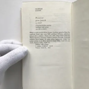 Prostor pro jazyk a styl (Lingvostylistické analýzy současné české prózy pro děti a mládež), Oldřich Uličný