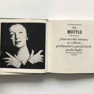Lov motýlů (Francouzské šansony ve výběru, přebásnění a parafrázích Pavla Kopty)
