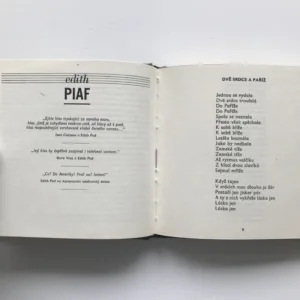 Lov motýlů (Francouzské šansony ve výběru, přebásnění a parafrázích Pavla Kopty)