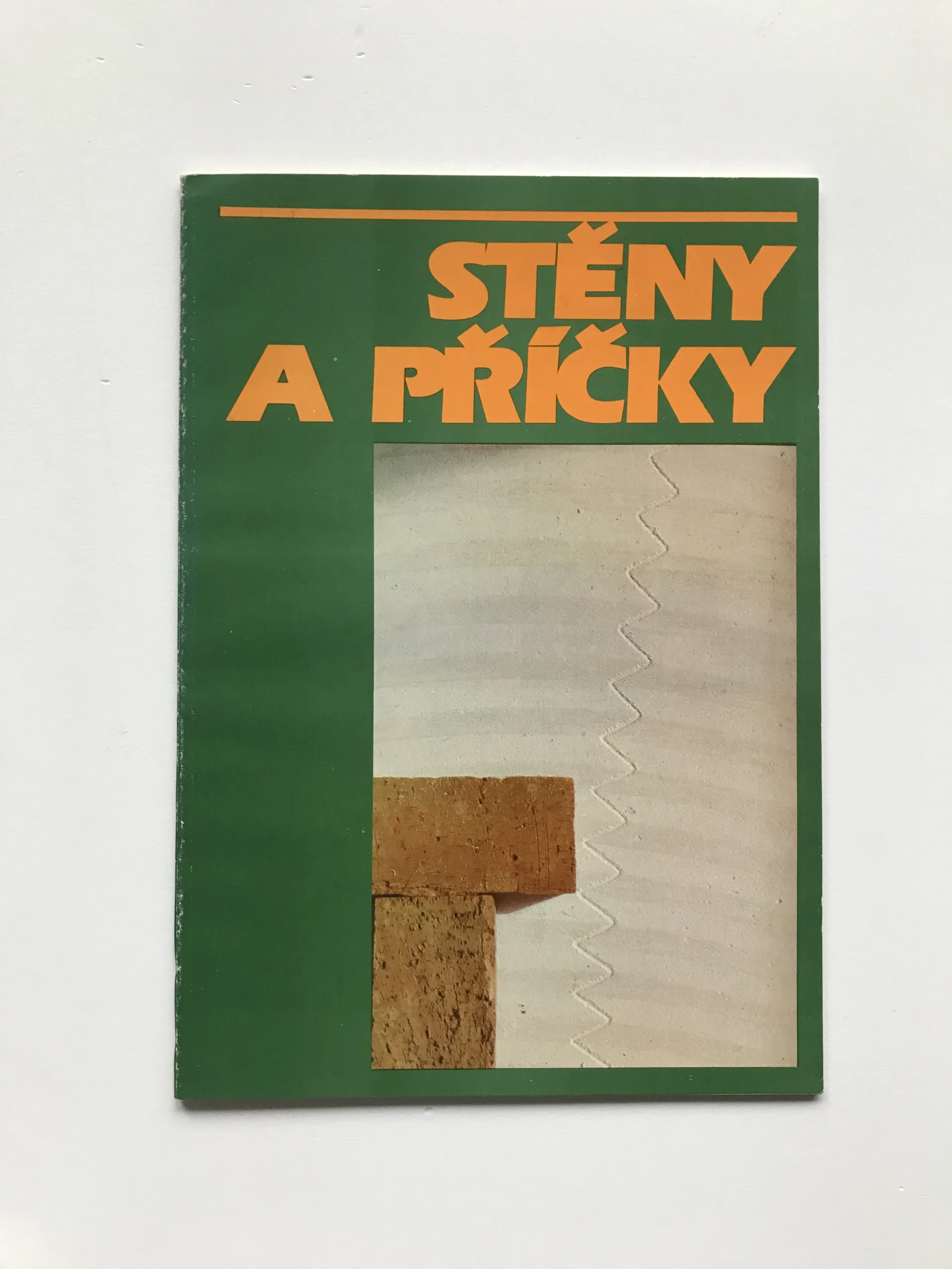 Stěny a příčky, Petr Kučera, Milan Pluhař, Jaroslav Šafránek