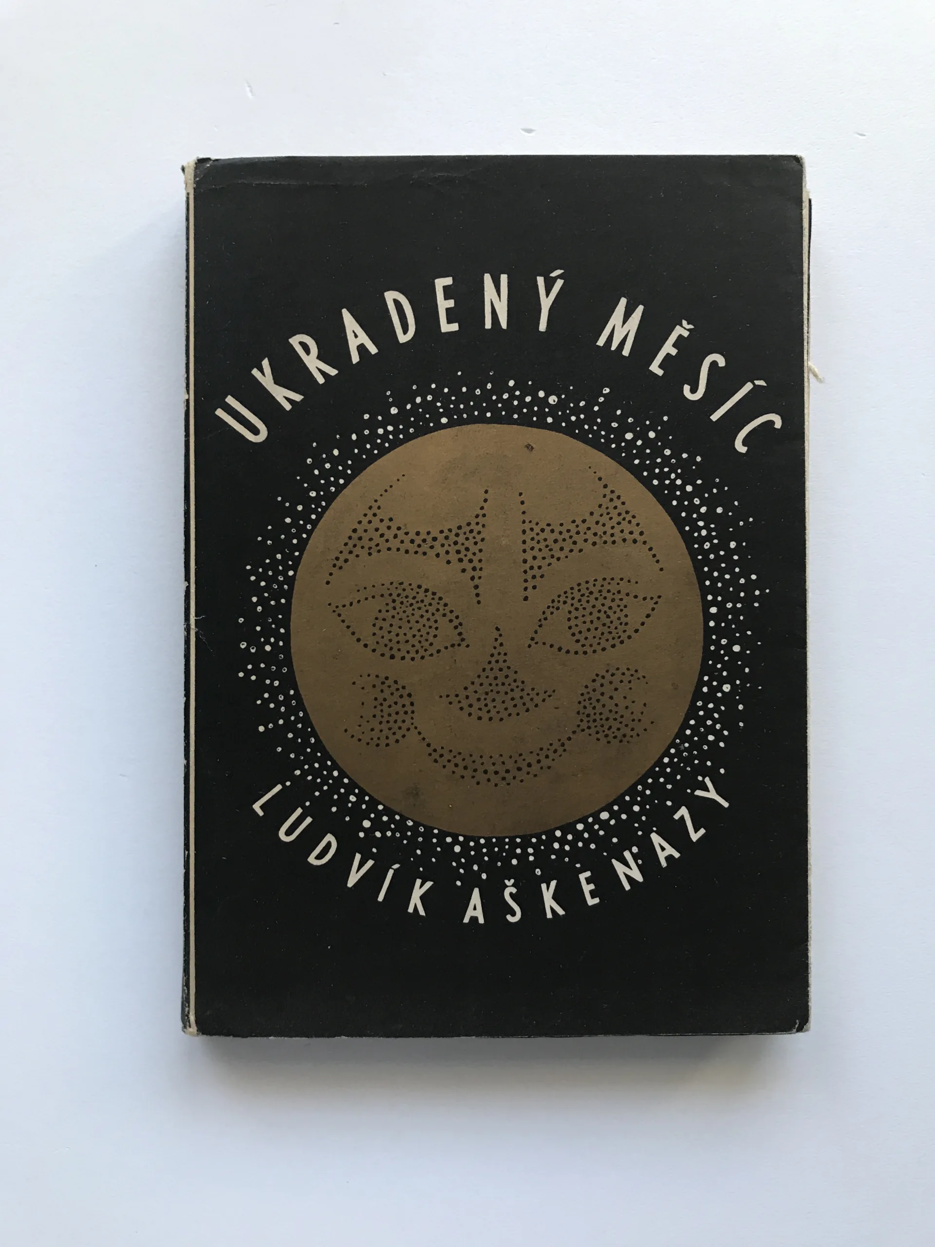 Ukradený měsíc, Ludvík Aškenazy, Helena Zmatlíková