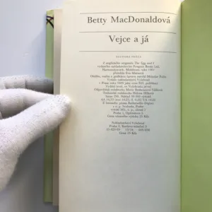 Vejce a já, Betty MacDonaldová