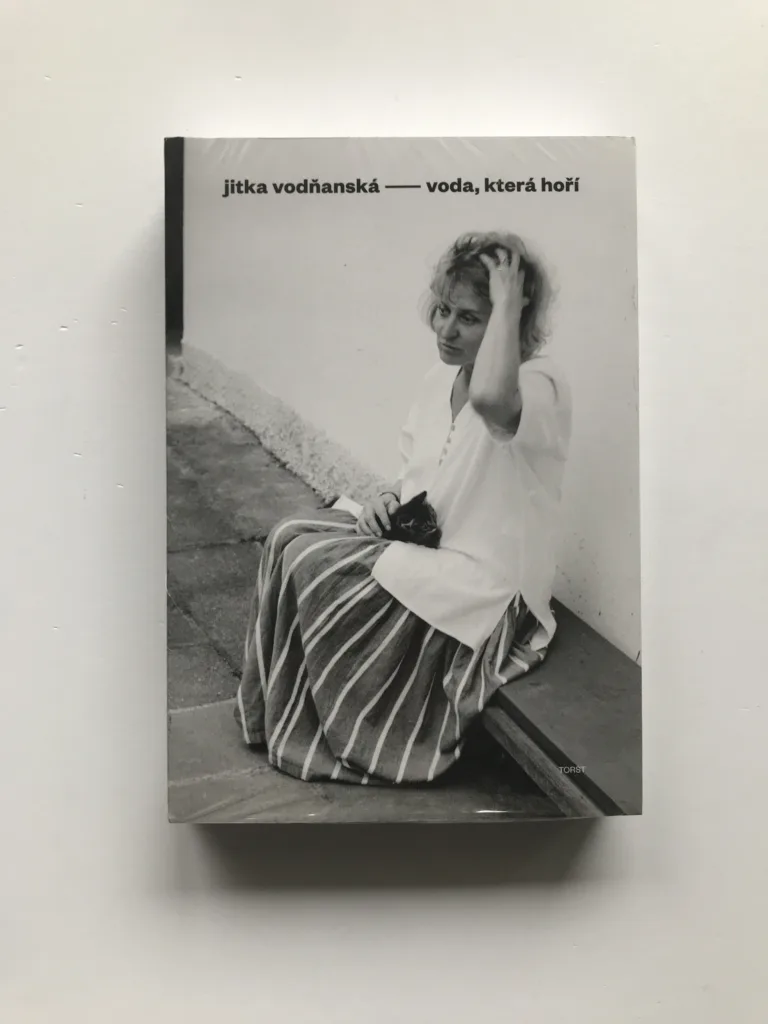 Voda, která hoří, Jitka Vodňanská