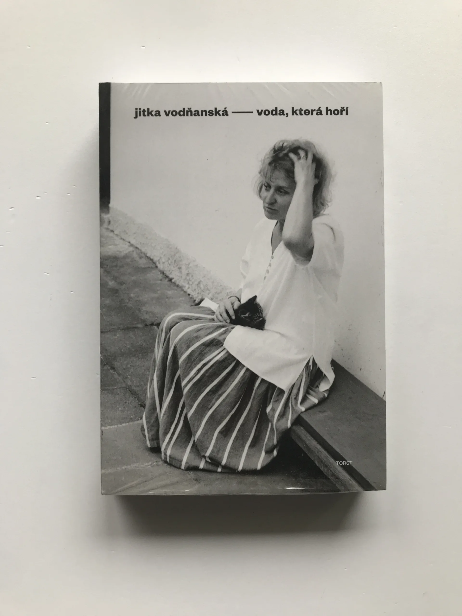 Voda, která hoří, Jitka Vodňanská