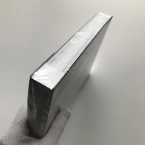 Voda, která hoří, Jitka Vodňanská