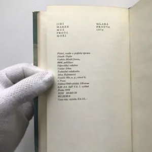 Muž proti moři, Jiří Marek