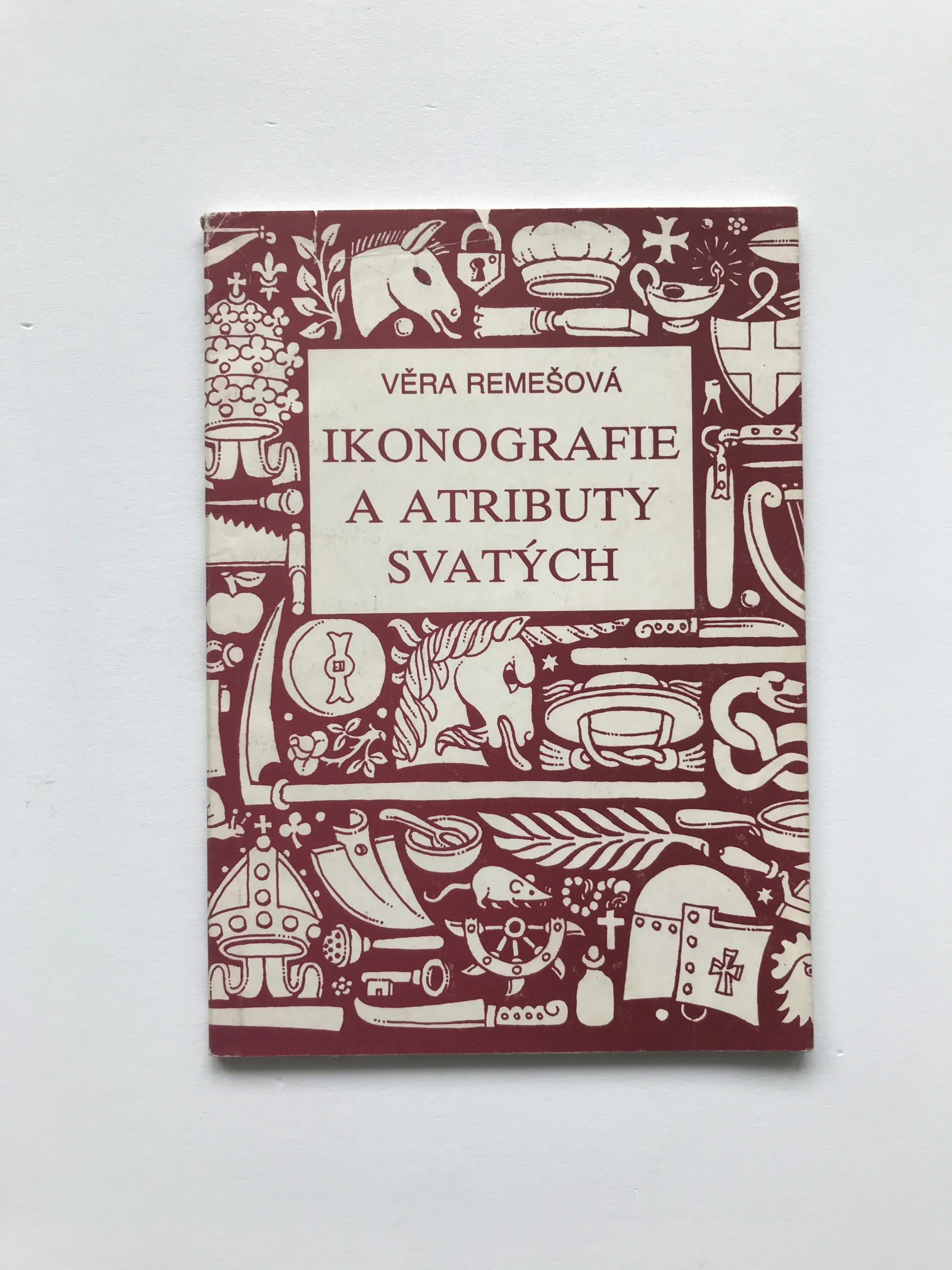Ikonografie a atributy svatých, Věra Remešová