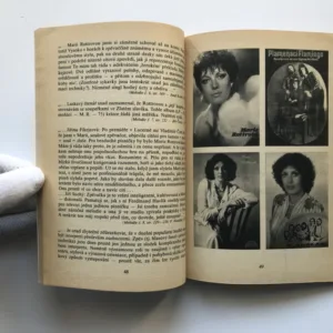 Hlas se stínem aneb Když do života zpívá Marie Rottrová, Zuzana Maléřová