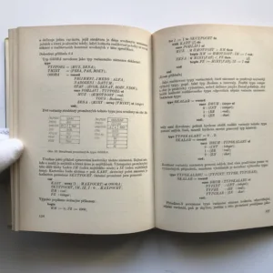 Programování v jazyku Pascal, Josef Jinoch, Karel Müller, Josef Vogel