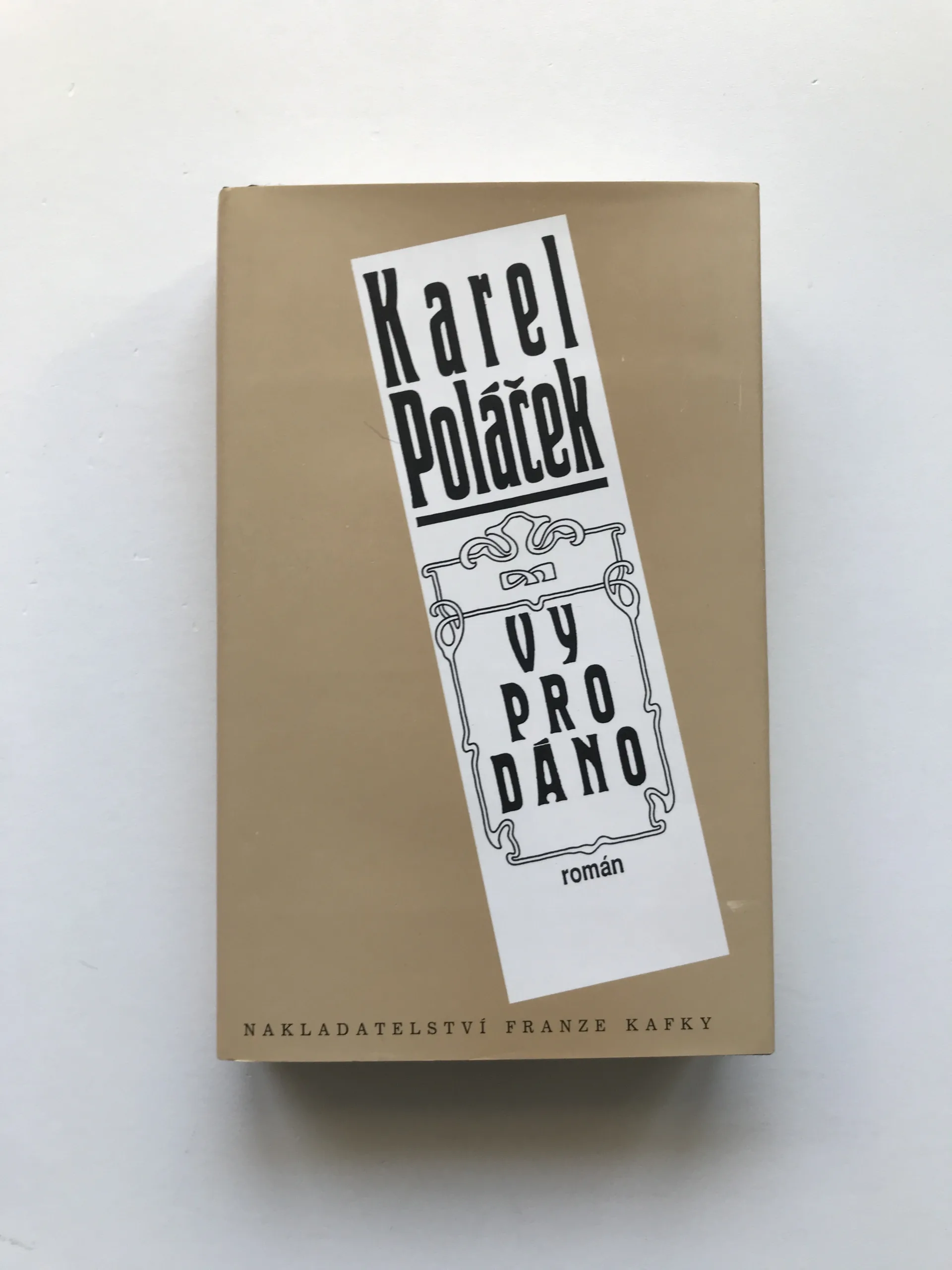 Vyprodáno, Karel Poláček