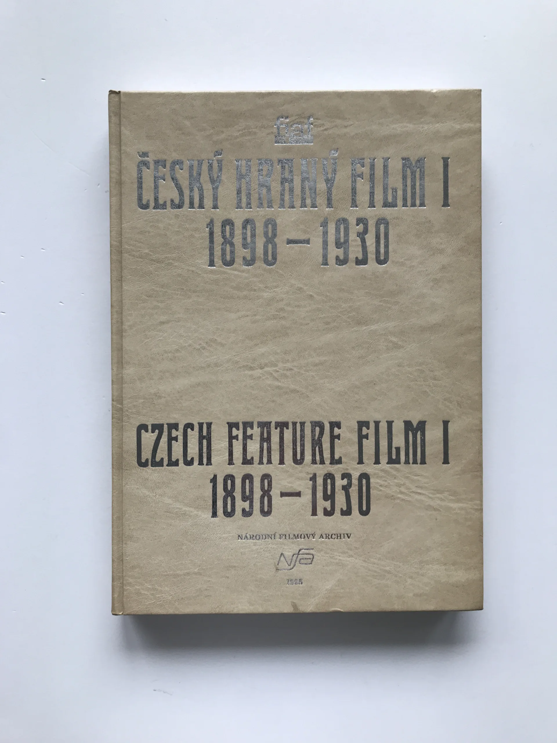 Český hraný film I (1898-1930), kolektiv autorů