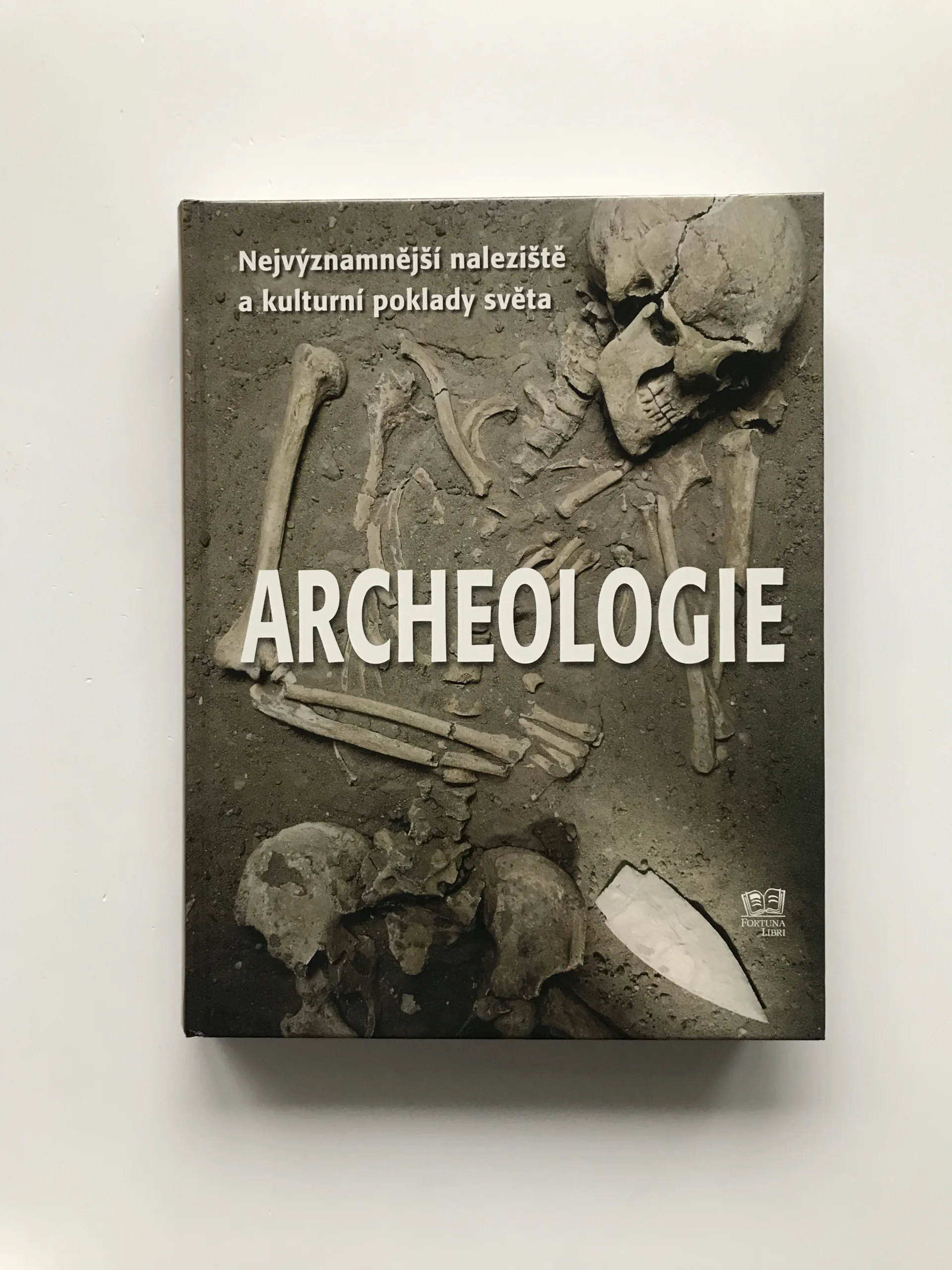 Archeologie (Nejvýznamnější naleziště a kulturní poklady světa), Aedeen Creminová