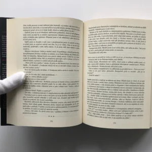 Ztracené stříbro / Bronzové stíny / Měděná Venuše (Omnibus), Lindsey Davisová