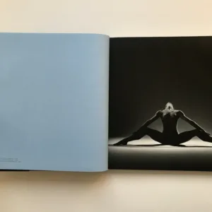 Geometrie nahoty / The Geometry of Nudity / Geometrie der Nacktheit (podpis autora), Pavel Brunclík, Daniela Mrázková