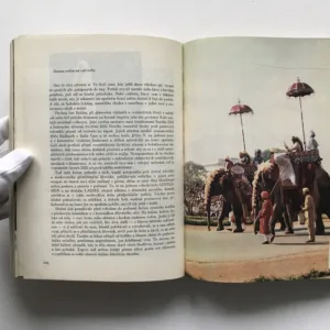 Světadíl pod Himálajem, Jiří Hanzelka, Miroslav Zikmund