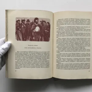 Za lovci lebek, Jiří Hanzelka, Miroslav Zikmund