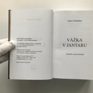 Vážka v jantaru, Diana Gabaldon