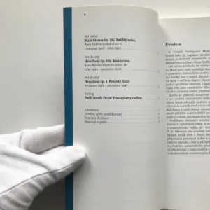 Deset pražských bytů rodiny Masarykovy (podpis autora), Josef Tichý