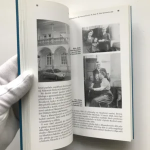 Deset pražských bytů rodiny Masarykovy (podpis autora), Josef Tichý