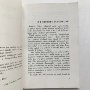 Portrét při umělém osvětlení, Vladimír Tolman