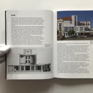 Stavby století ve Středočeském kraji 1918-2018, Vladimír Šlapeta, kolektiv autorů