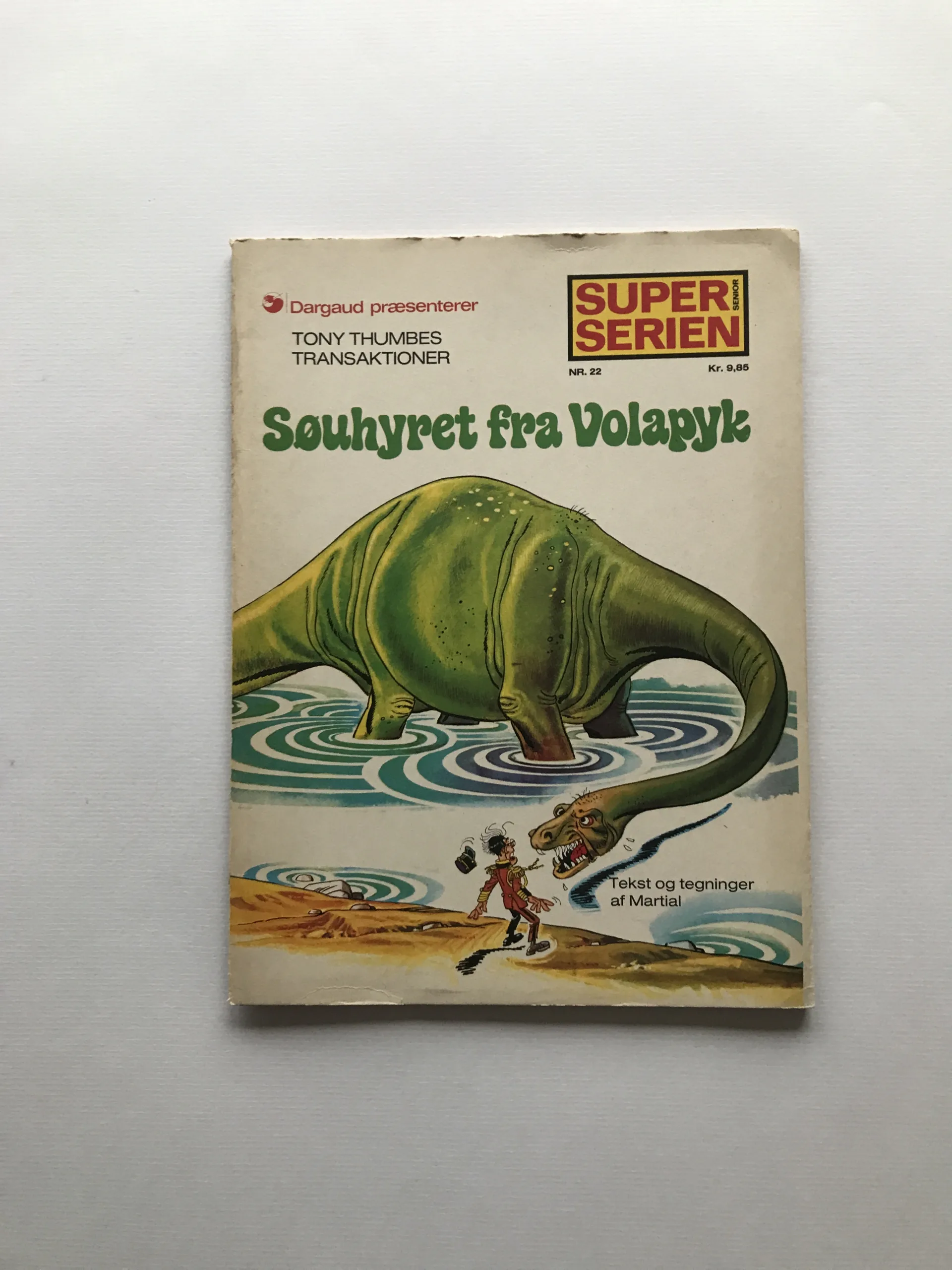 Søuhyret Fra Volapyk, Tony Thumbes Transaktioner